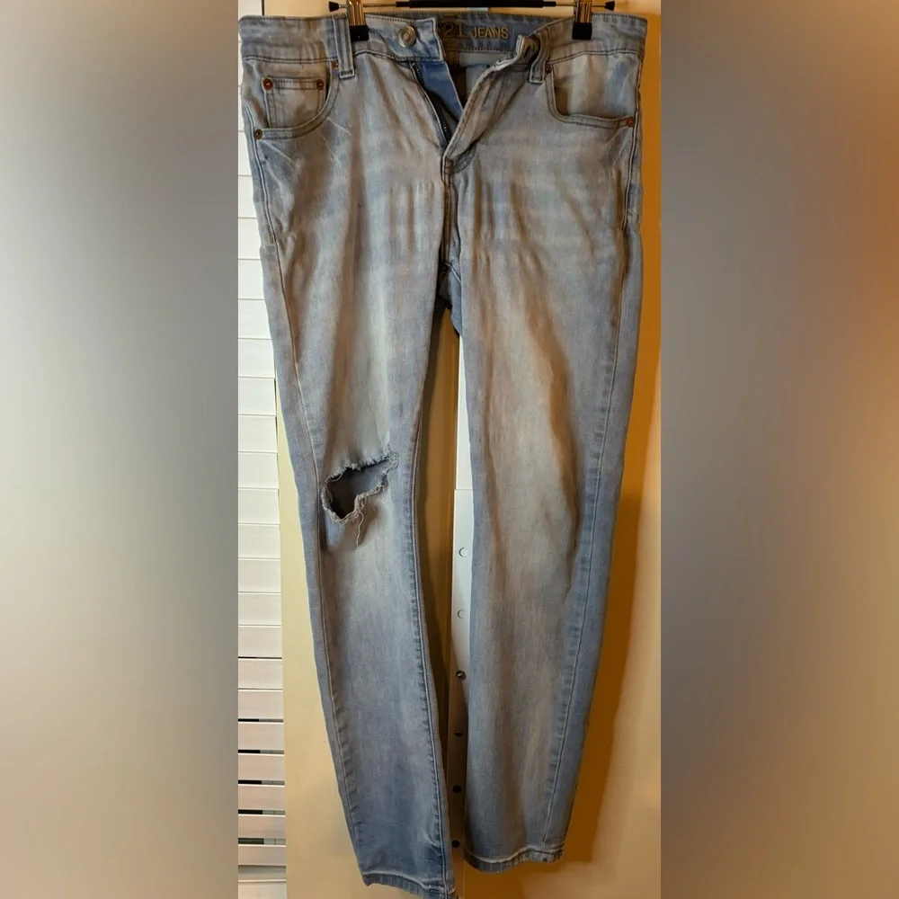 Men’s Distressed Rue 21 Jeans -Size 30 x30